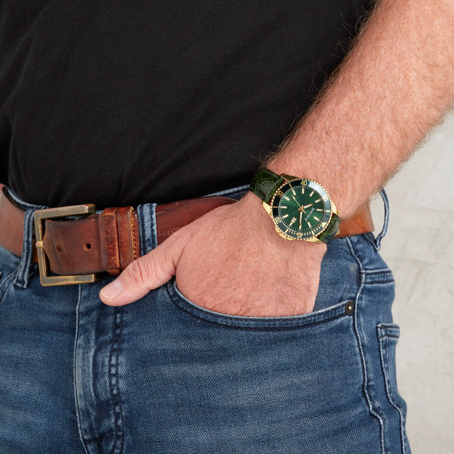 UNDERBERG Gents watch, gold plated.